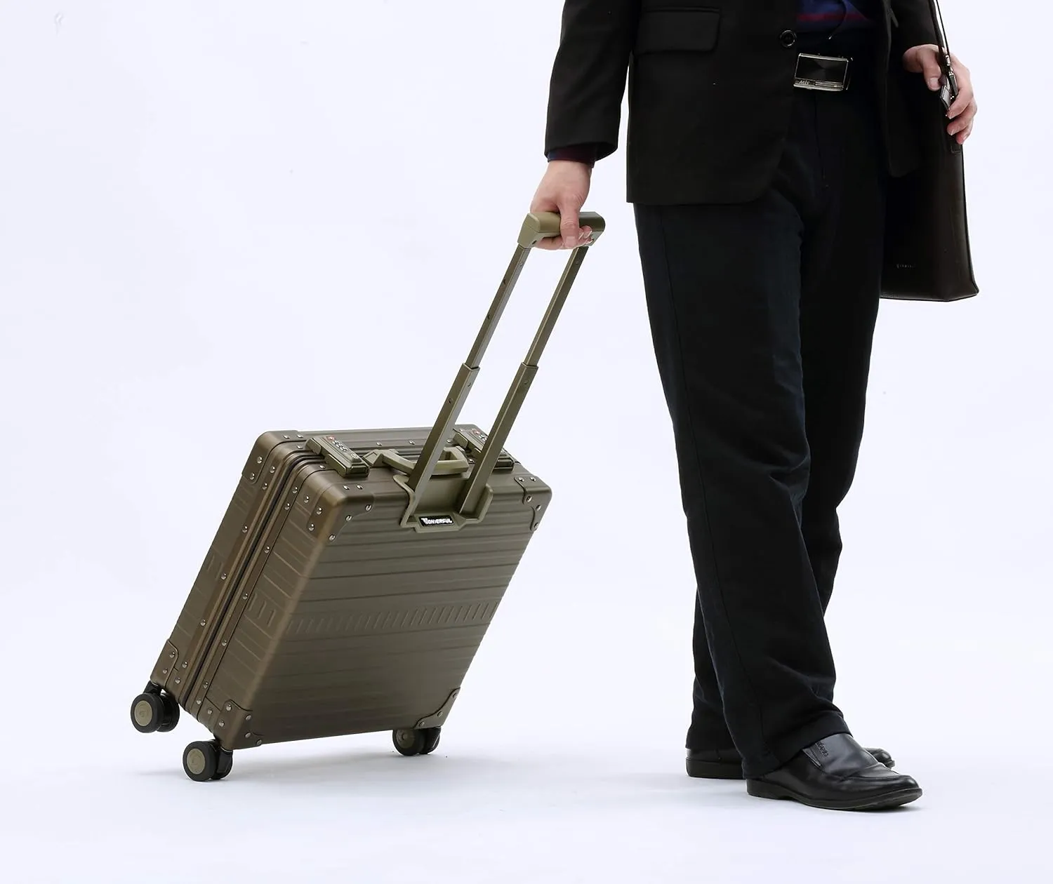 Aleon 17" Aluminum Wheeled Hardside Business Briefcase
