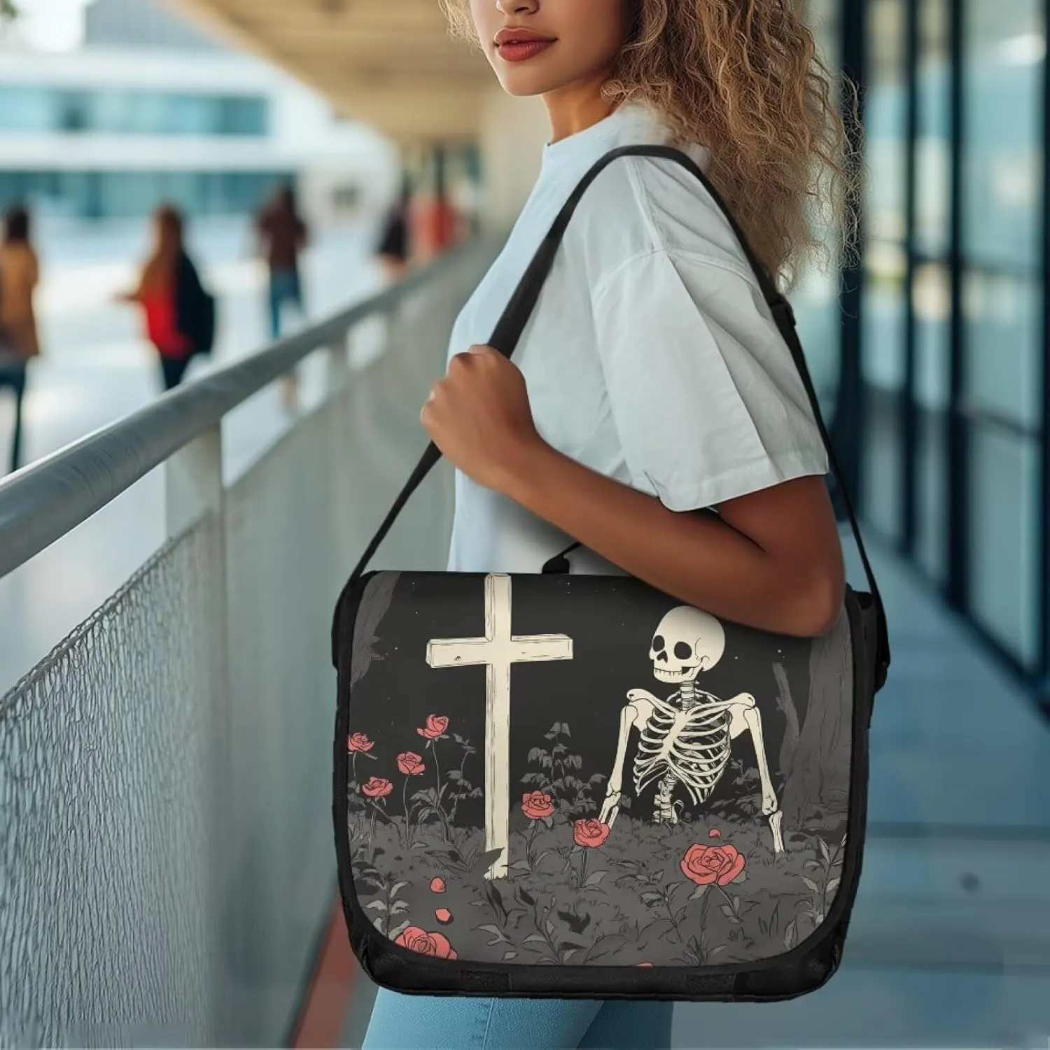 Crossbody Flap Shoulder Bag for People of all body types for Daily Use