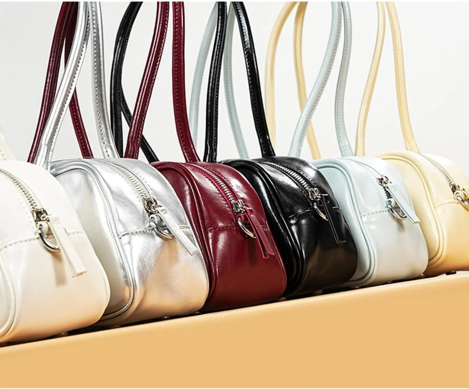Leather shoulder bag for the underarm area, large capacity women's handbag for daily use