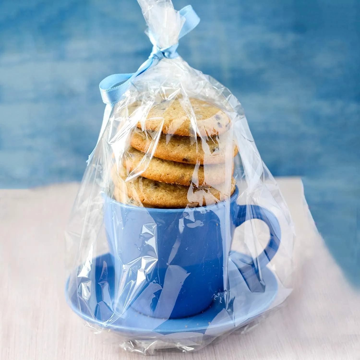 Morepack Cello Cellophane Treat Bags,200 Pieces 7x13 Inches Clear Plastic Gift Bags with Twist Ties,Party Favor Bags
