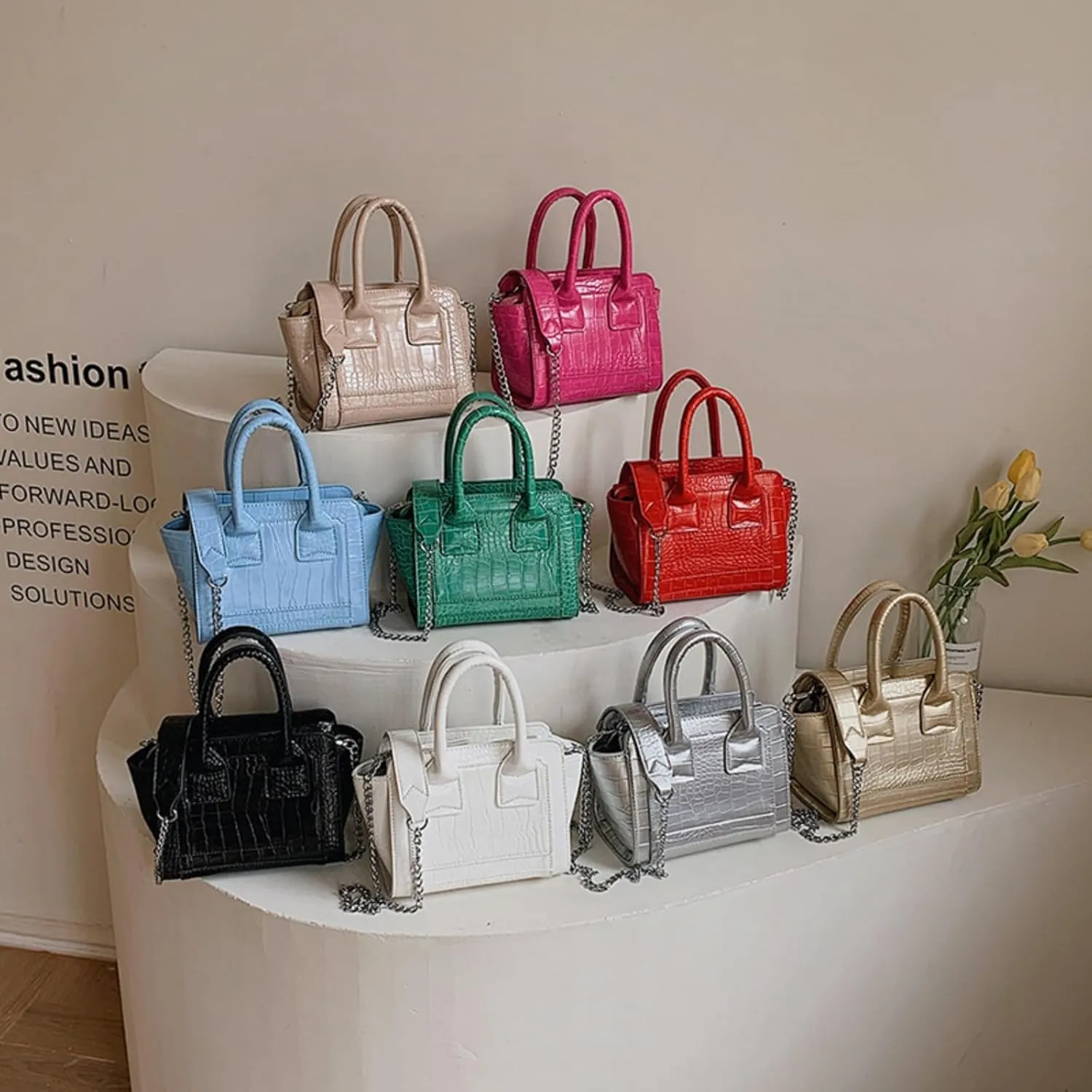 Small Retro Tote Bag for Women Leather Crossbody Bags Chain Shoulder Bag Top Handle Handbag Purses Hobo Totes (Red)