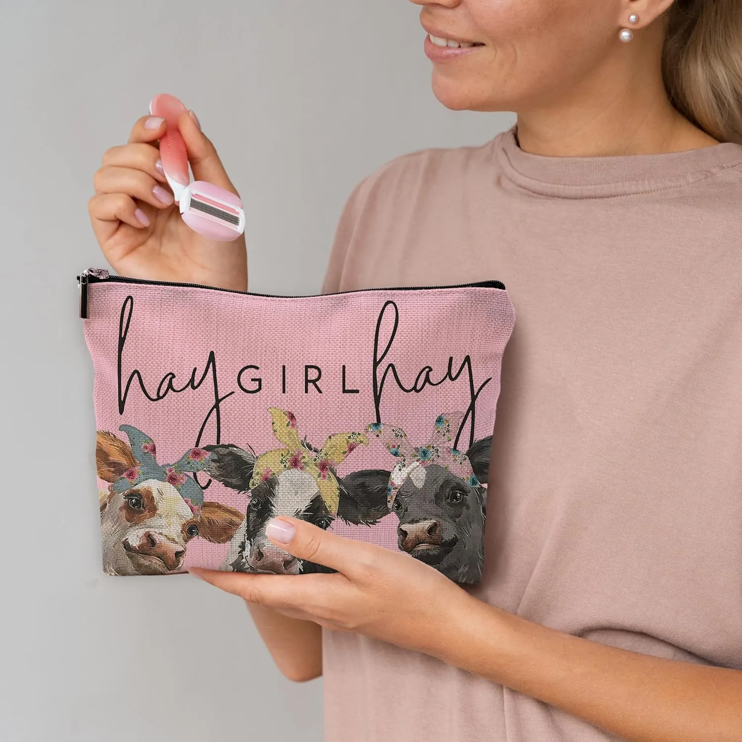 Small Travel Makeup Bag, Mini Cute Pink Makeup Bag for Purse, Small Cow Print Toiletry Bags for Women, Western Gifts for Women, Cow Gifts for Cow Lovers/Cowgirls